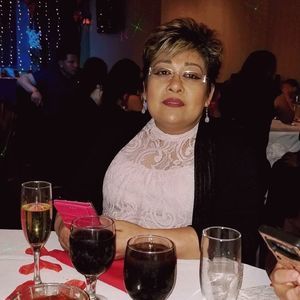 Meet your Posher, Karol